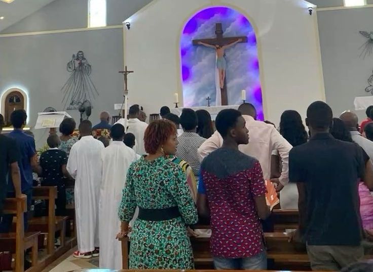 Messe et temps de recueillement à l'aumônerie